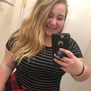 Meet your Posher, Evelyn